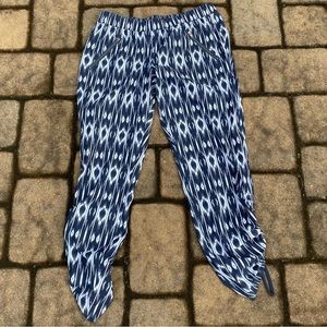 Athleta ruched ankle beach pants